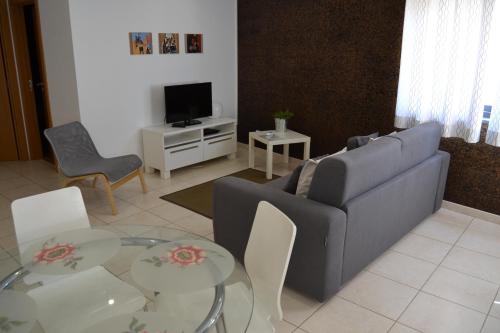 One-Bedroom Apartment - Ground Floor image 7