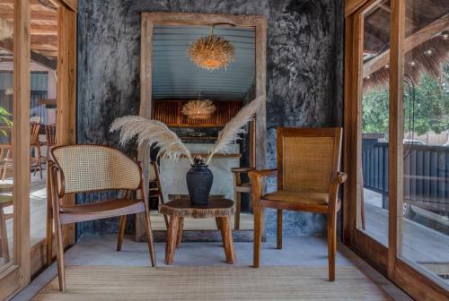 Meteora Stay & Coffeehouse Tulum