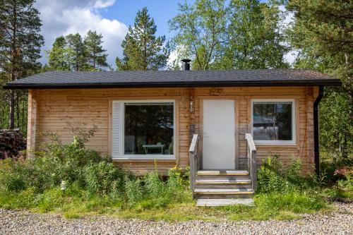 . Mökki - The White Blue Wilderness Lodge
