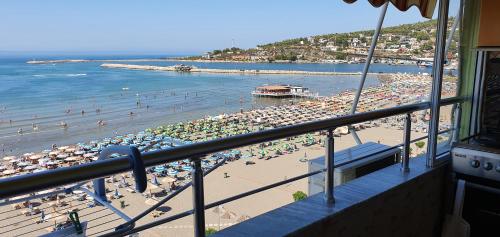 Apartment Sea View - image 10