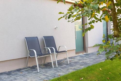 Suite with back garden, Karlovy Vary (photo 10)