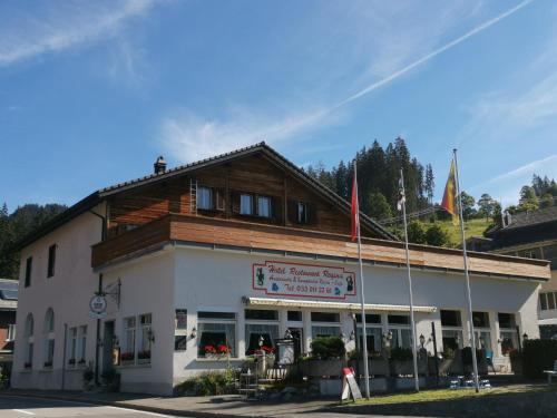 Self- Check- In Hotel Regina Beatenberg, Beatenberg bei Scharnachtal