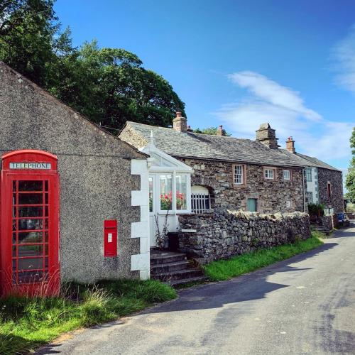 Middle Farm Cottage