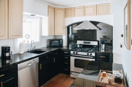 المرافق, Cottage Inn & Spa in Sonoma City Center