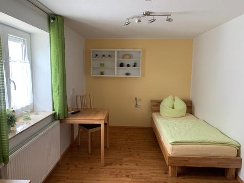 Haag Ferienwohnungen von Small bis XL für max 10 Personen und 6 Schlafzimmern - image 8