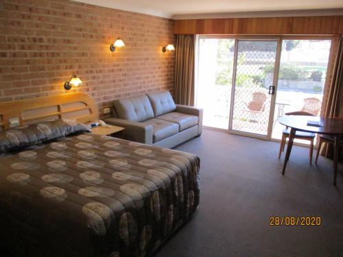 The Hermitage Motel - Campbelltown in Campbelltown