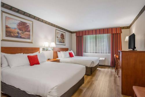 Red Lion Inn & Suites Port Orchard - Hotel