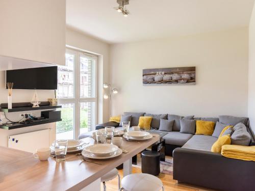 VacationClub – Bałtycka 10 Apartament 15 