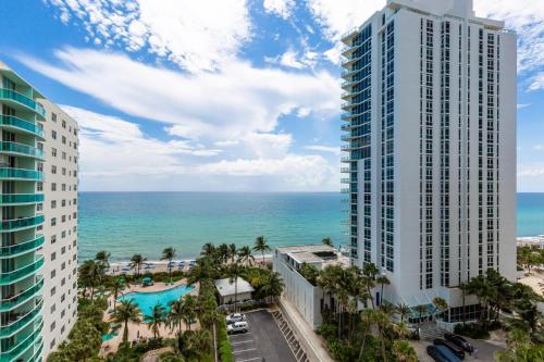 The Tides 2 Bed 11th floor on Hollywood Beach - main image