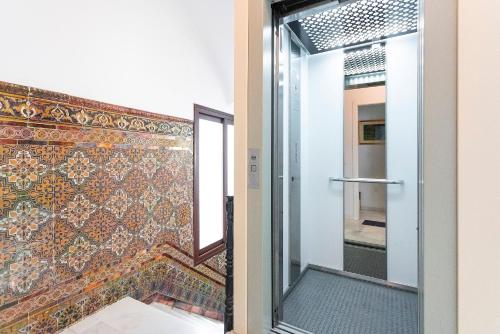 Genteel Home Amor de Dios - image 3