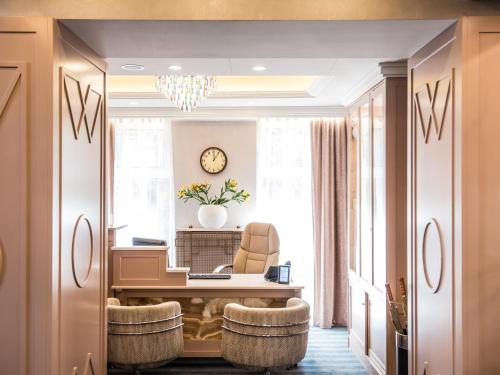 ล็อบบี้, EA Hotel Elefant in คาร์ลอวี วารี