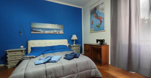 2 bed flat Centre & Stadio free parking