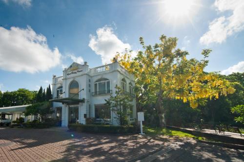 Entrance, GD Hotel in Xinshi District