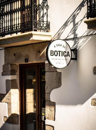 A Casa da Botica Samos 