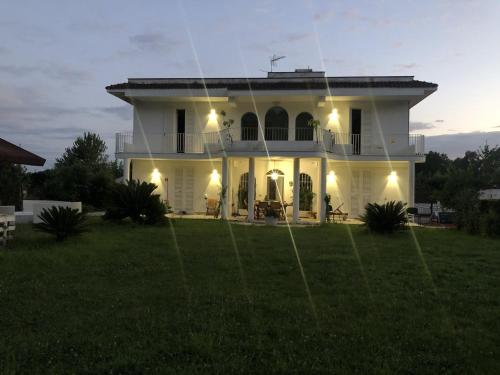 สวน, Casa Blanca B&B in ลาติน่า