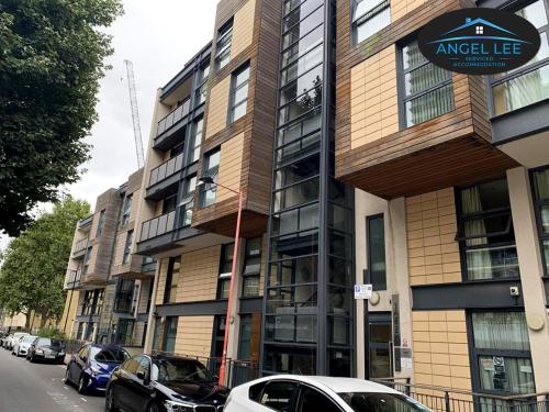 Angel Lee Serviced Accommodation Diego London 1 Bedroom Apartment - image 2