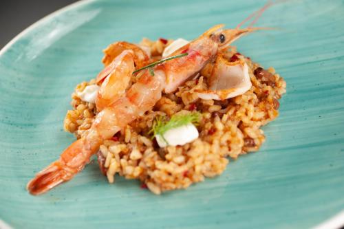 Vivid Blue Serenity Resort