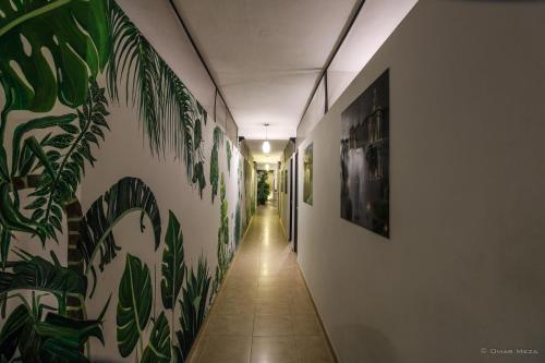 Gayser Apartments