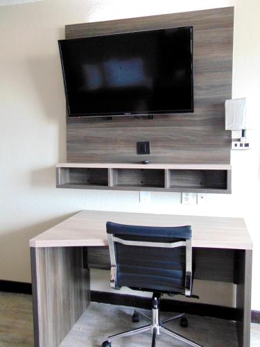 2 double beds
