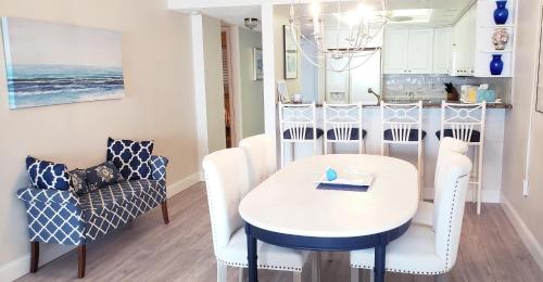 Marty & Rita's Bonita Beach Condo - image 2