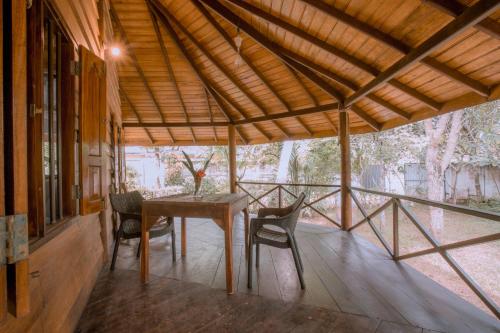 Létesítmények, Paradise Bungalow in Midigama Beach