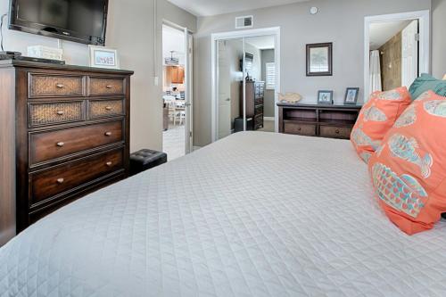 Beach House 202C - image 13