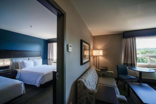 Best Western Plus Chocolate Lake Hotel - Halifax