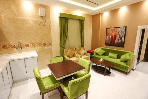 Qasr Alhanen Furnished Apartments