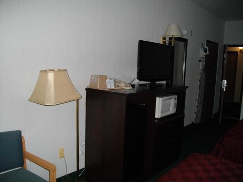Bellis Inn - image 4
