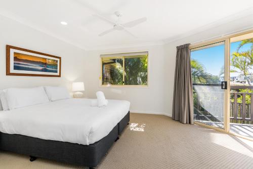 Bayside Court Apartments