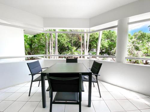 Two-Bedroom with Two Bathroom Apartment with Balcony image 7