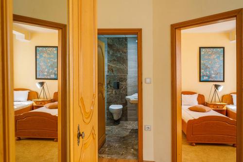 Hotel Avion - Self check in - image 9