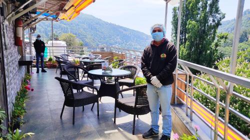 Restaurant, Hotel Cloud7 in Nainital