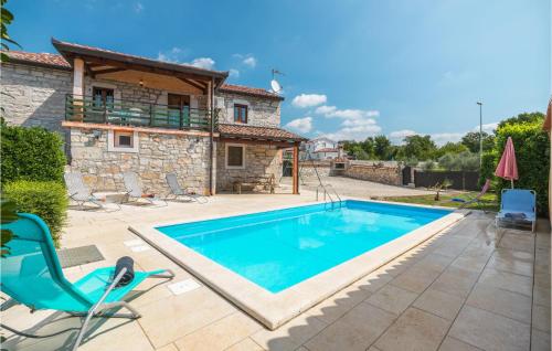 Lovely Home In Visnjan With Outdoor Swimming Pool - Višnjan