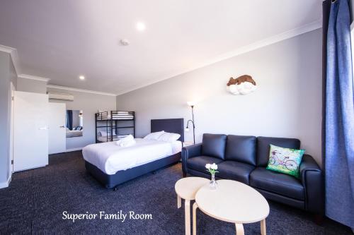 Vikas, Jindabyne