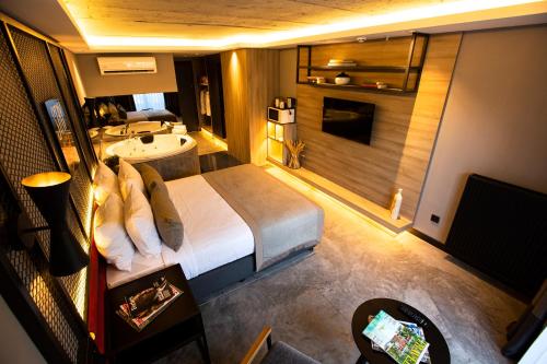 ซิตี้ลอฟท์ 64 โฮเทล (CITYLOFT 64 ) in อตาเซฮีร์