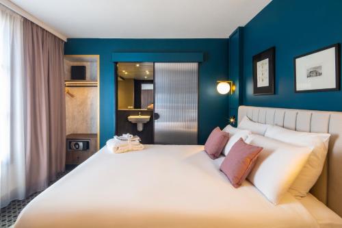Mercure Versailles Chateau - image 2
