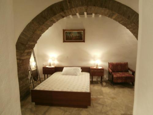 ktikados village house.