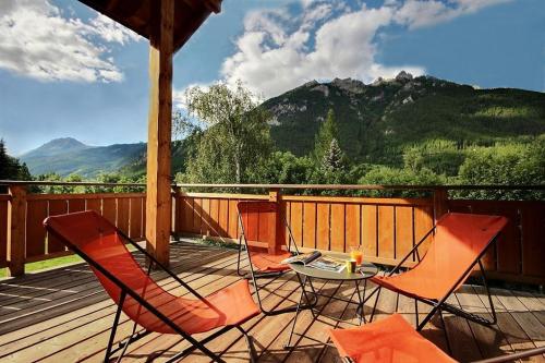 Chalet Prestige serrechevalierholidays 20 personnes