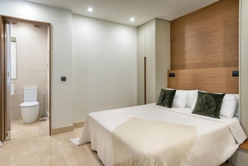 Stunning Modern Apt Frontline beach - RDR206