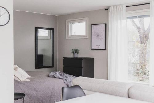 Beautiful new studio apartment nearby the center
