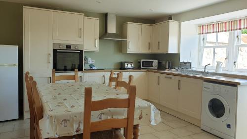Old Farm Holiday Cottages - Scottish Borders - image 4