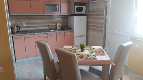 Andi Apartman in Pacsér