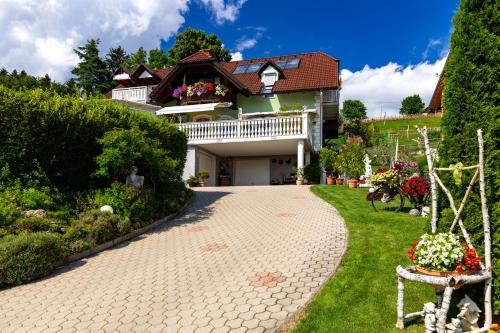 Privatzimmer Haus Gschweitl