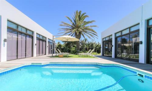 OCEAN BREEZE SUNSET BEACH - Boutique Guesthouse - Cape Town Room Type - Superior Studio