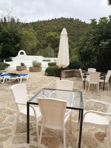 Hotel Humaina - image 11
