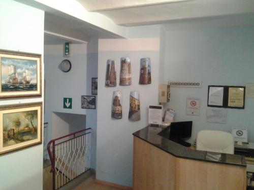 Hol, Hotel Perla in Bologna