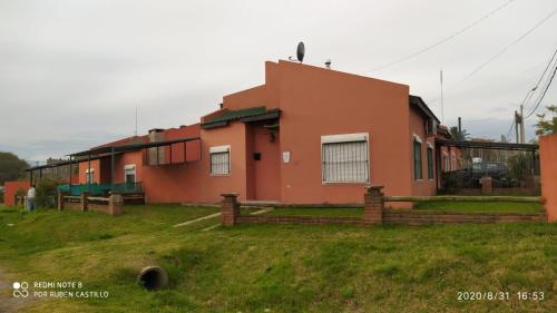 Completa casa en Colonia para 6 personas