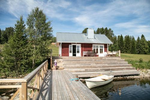 Hugsnäset Semesterstugor och Fiske (Hugsnaset Semesterstugor och Fiske) in Külváros