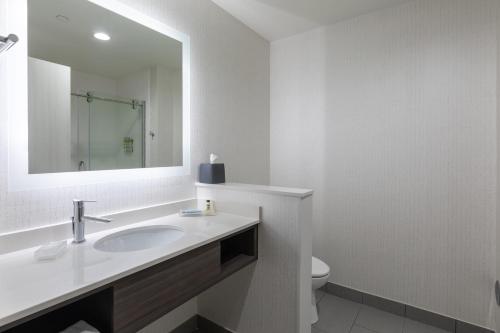 Holiday Inn - Woodruff Road an IHG Hotel - image 3
